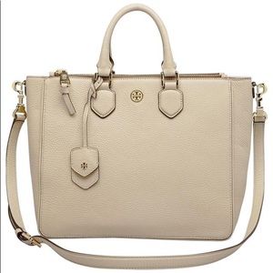 Final Price -Tory Burch Robinson square bag